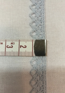 1 cm-es szürke csipke